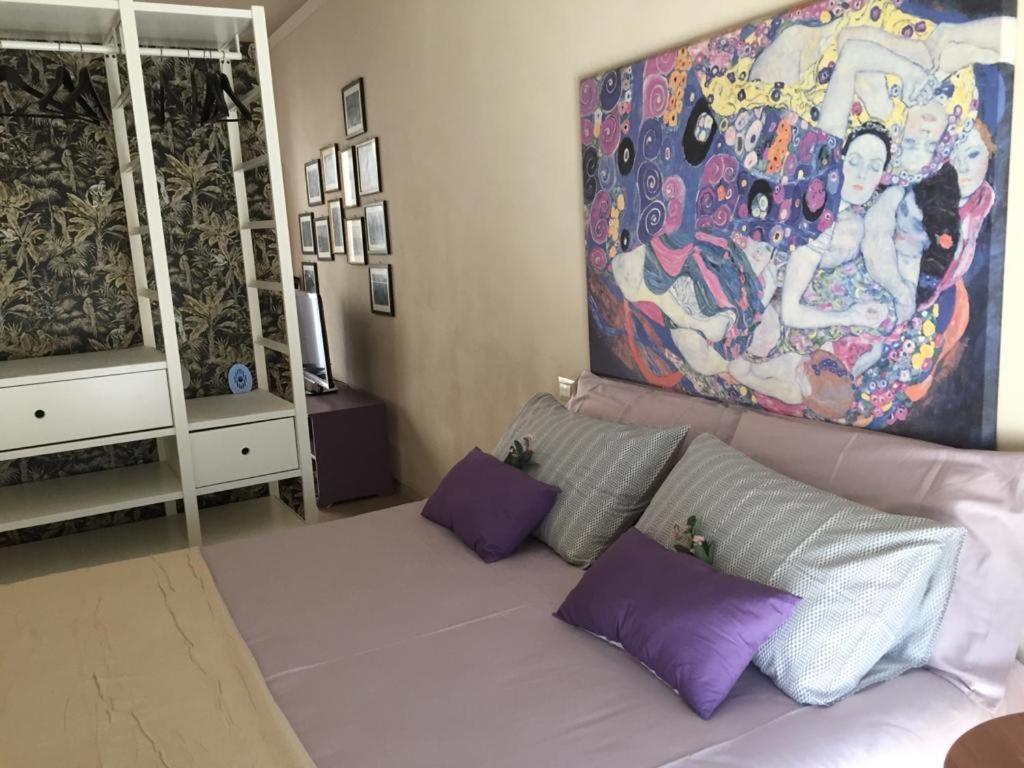 Piccolo Loft In Centro Asti Apartment Exterior foto